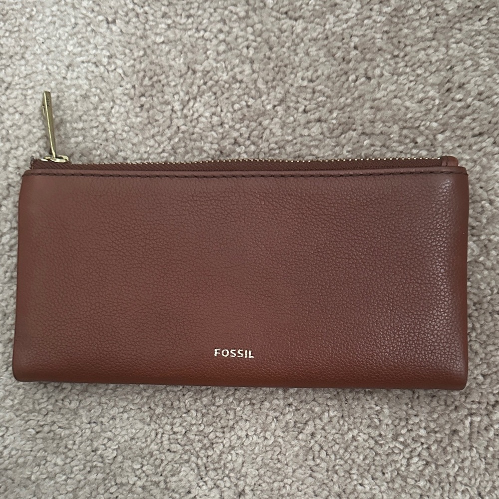Fossil Chestnut Brown Pebbled Leather Zip Wallet